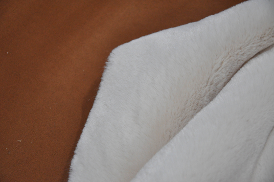 725gsm Fur Brush Pattern Rabbit Hair Coating Woven Fabric Solid Suede