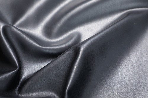 Permeable 137cm PU Leather Black Solid Durable For Outwear