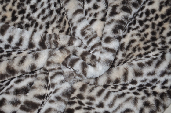 435GSM 100%P Leopard Print Fabric Wrinkle Resistant 150CM