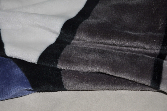 100% Polyester 150cm CW Or Adjustable Flannel Fleece Fabric 180gsm