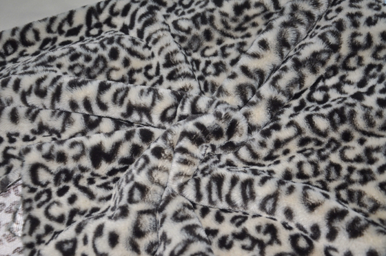 Luxurious Leopard Print 100% Polyester Fabric For Unique Fashion