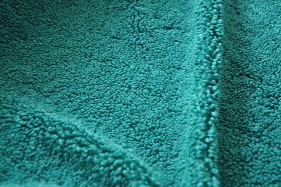 Green 100P Wool Warp Knitted Fabric With Good Longitudinal Stability