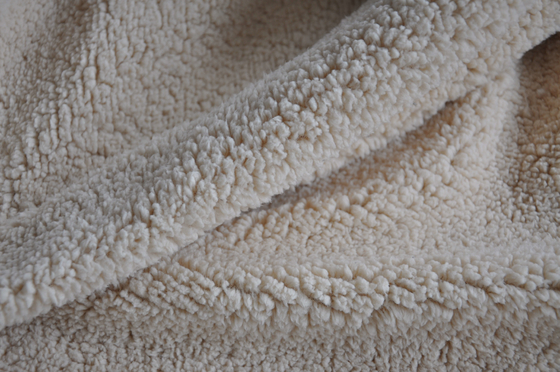 Comfortable Cotton Velvet Fabric: Skin-friendly and Soft, Warm and Nurturing
