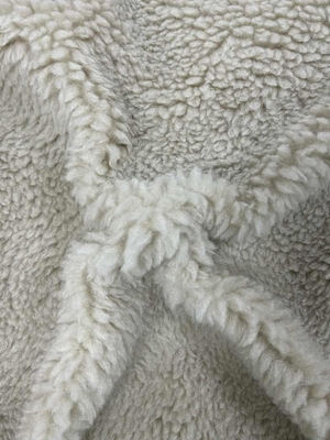 100% Polyester Faux Sherpa Fabric 150cm CW Or Adjustable 500gsm