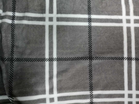 100% Polyester 150cm CW Or Adjustable Flannel Fleece Fabric 210gsm