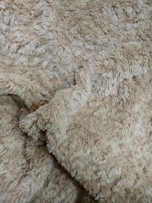 Camel Cut Flower Warp Knitted Fabric 610gsm