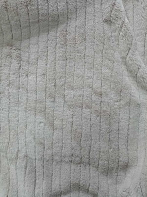 Narrow groove Faux Rabbit Fur Fabric 100% Polyester 150cm CW Or Adjustable